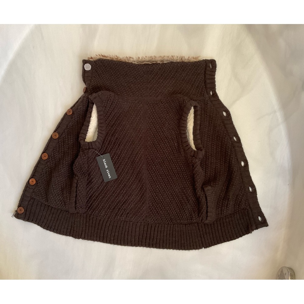 Black Rivet Sweater Vest Glll size XL JR with Faux Collar & Fleece Lined SALE❗️ - Picture 12 of 15